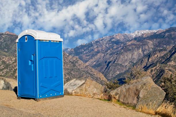 Types of Portable Toilets We Offer in Oxoboxo River, CT